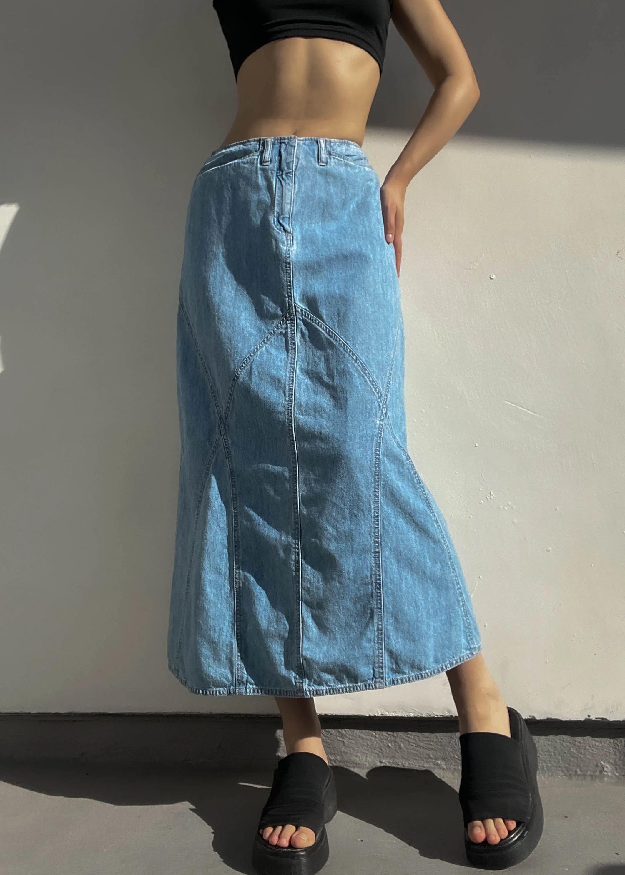 90’s Blue Denim Maxi Skirt (S/M)