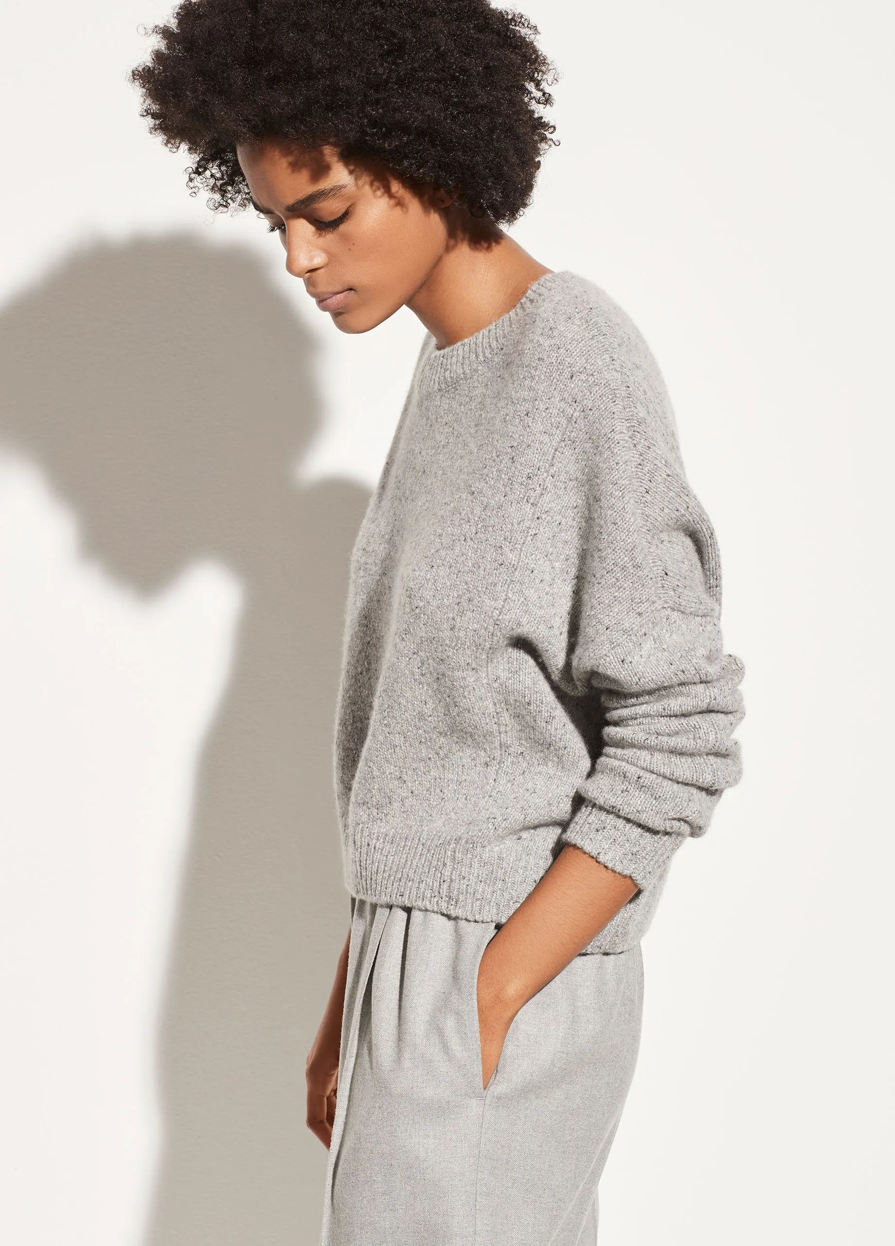 Cashmere Double Seam Crew in Soft Grey