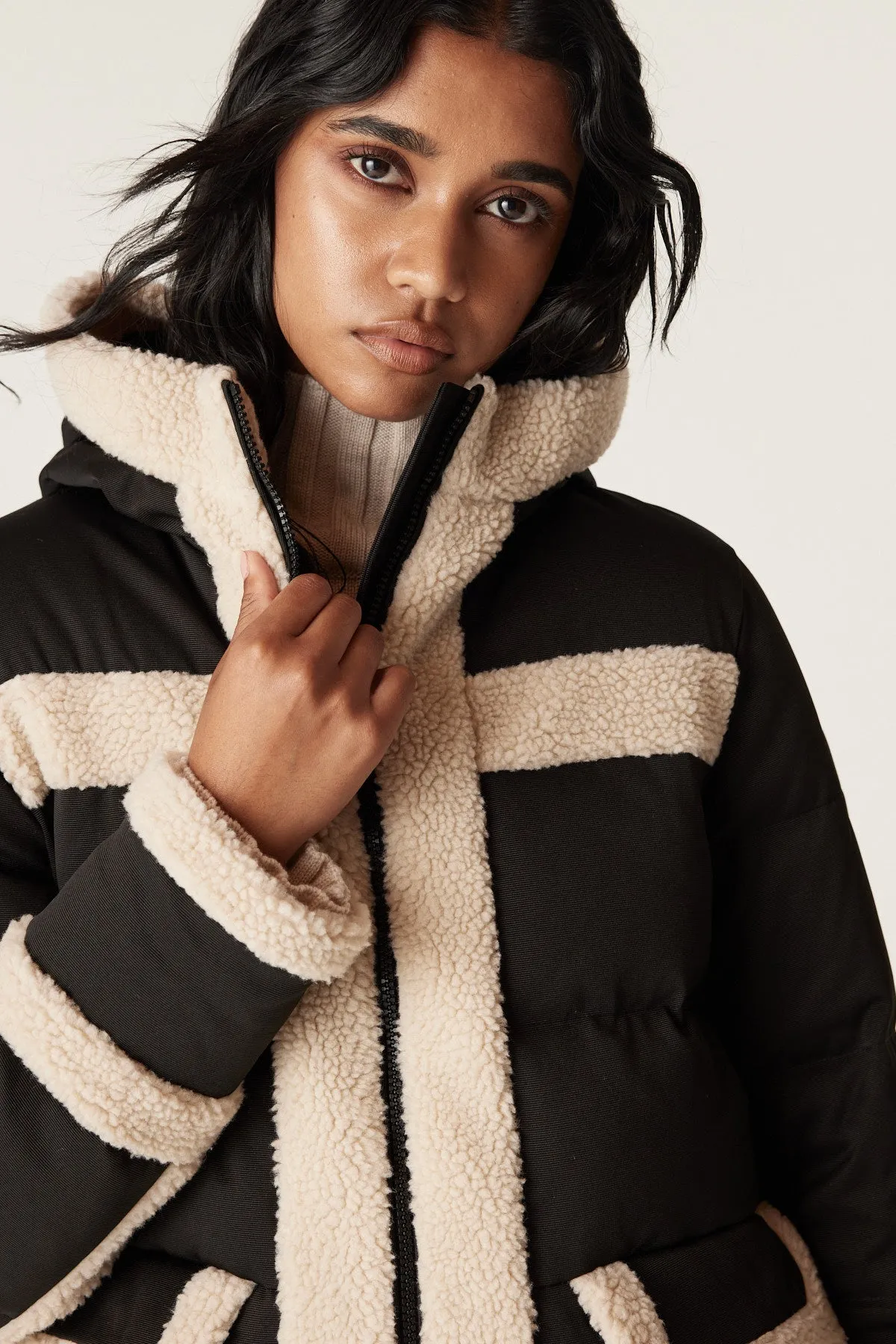 Elke Shearling Puffer - Black