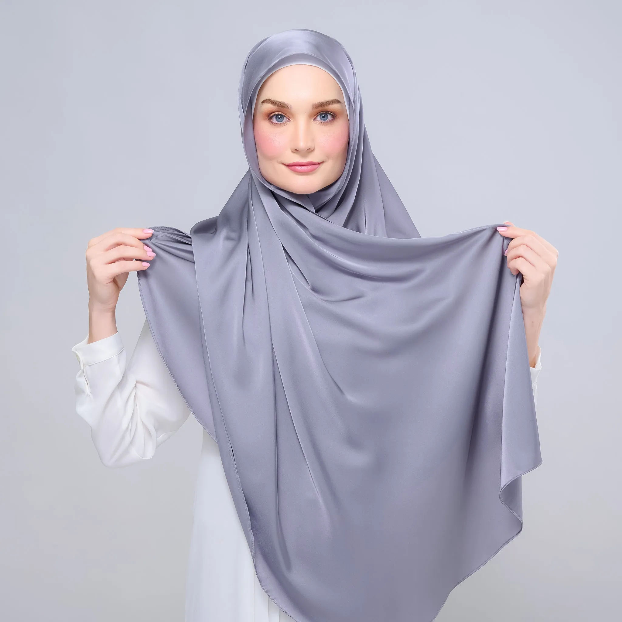 Instant Tag n' Go Shawl  | Satin Silk in Titanium Grey