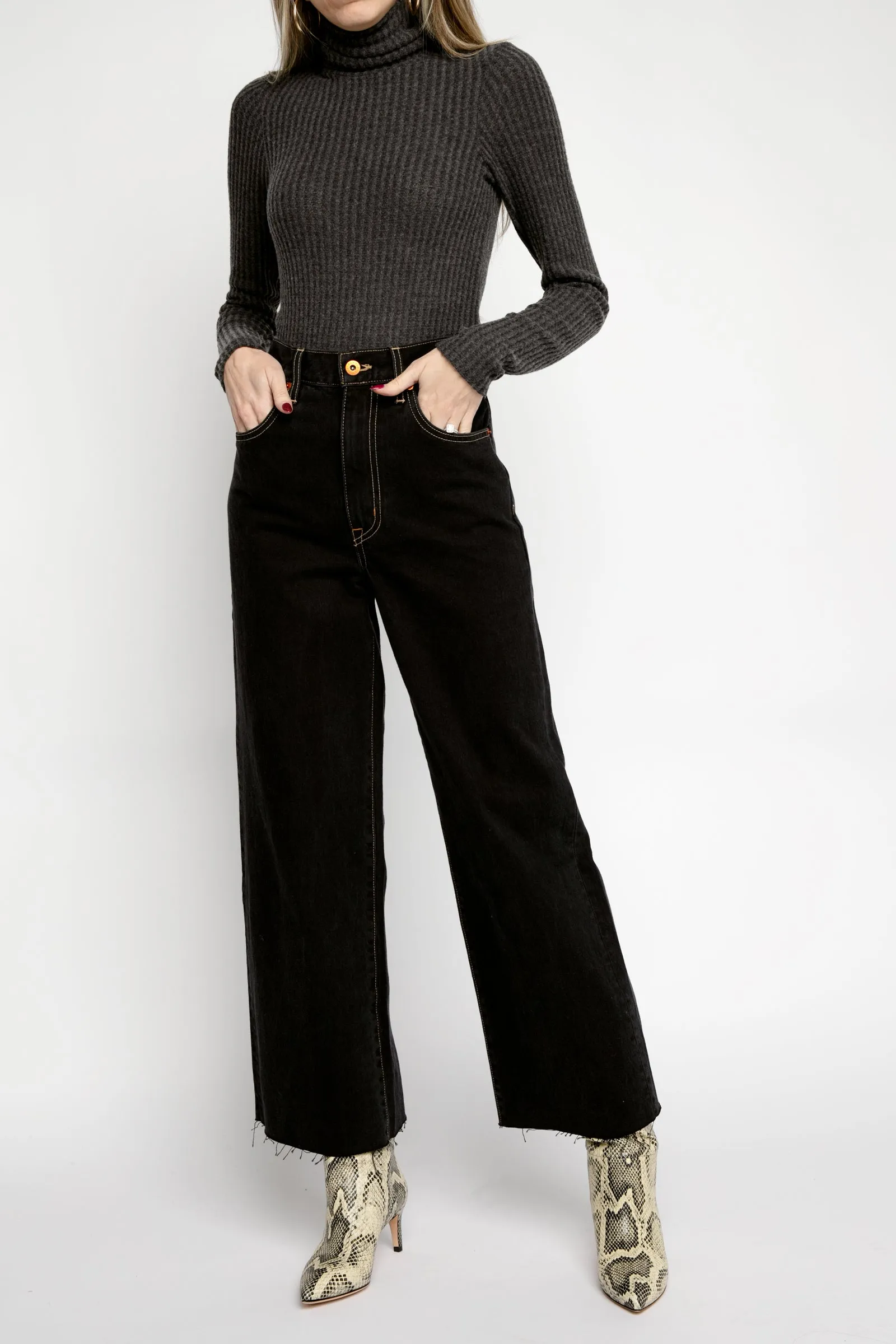 Lani Turtleneck in Charcoal