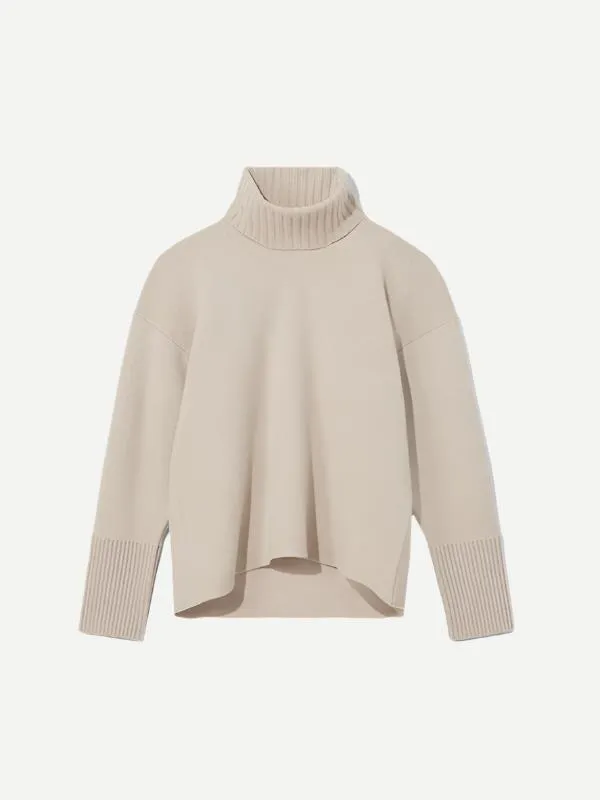 Sandra Turtleneck Sweater in Oatmeal