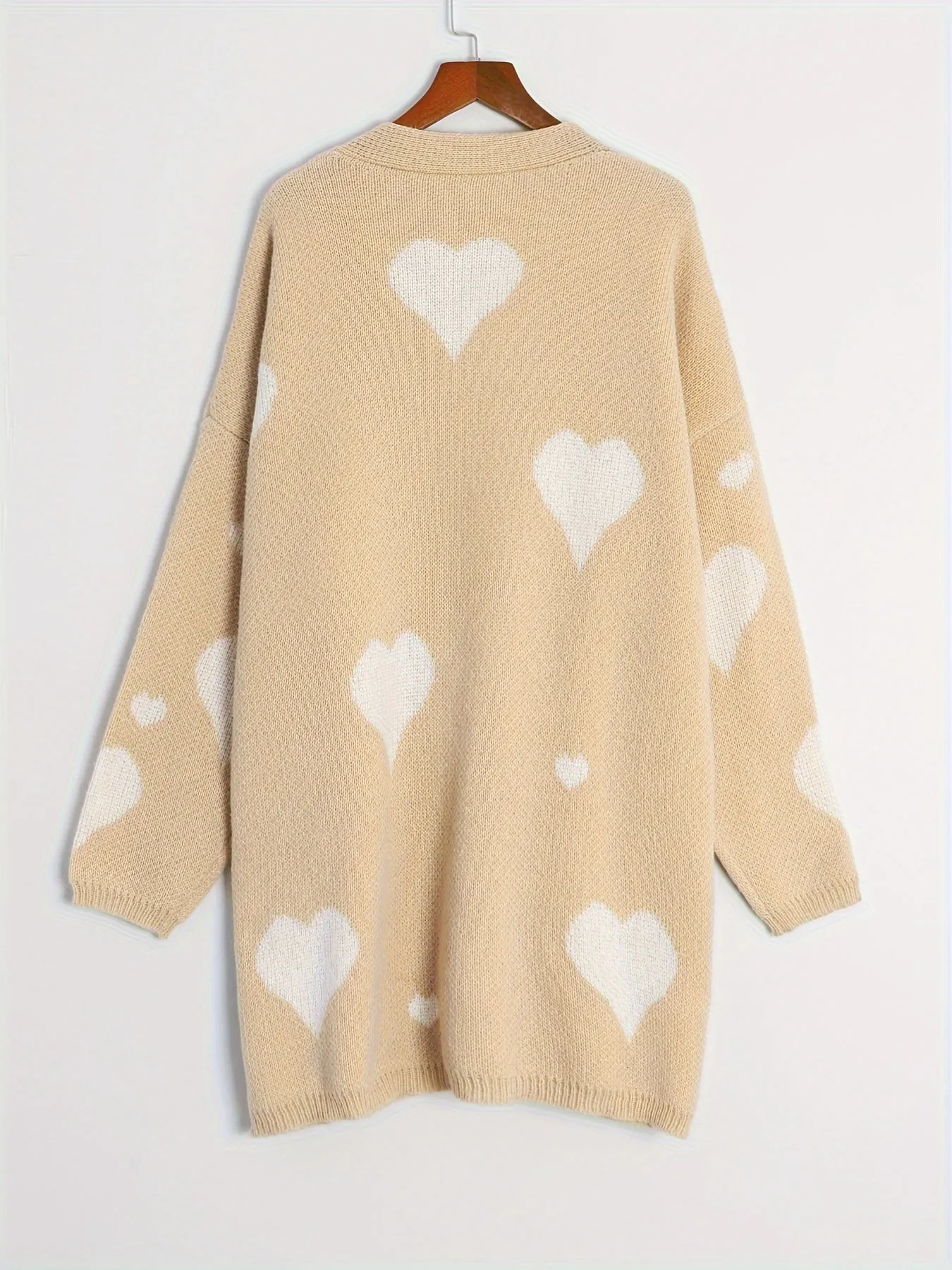 Stylish Heart Print Plus Size Cardigan with Medium Stretch