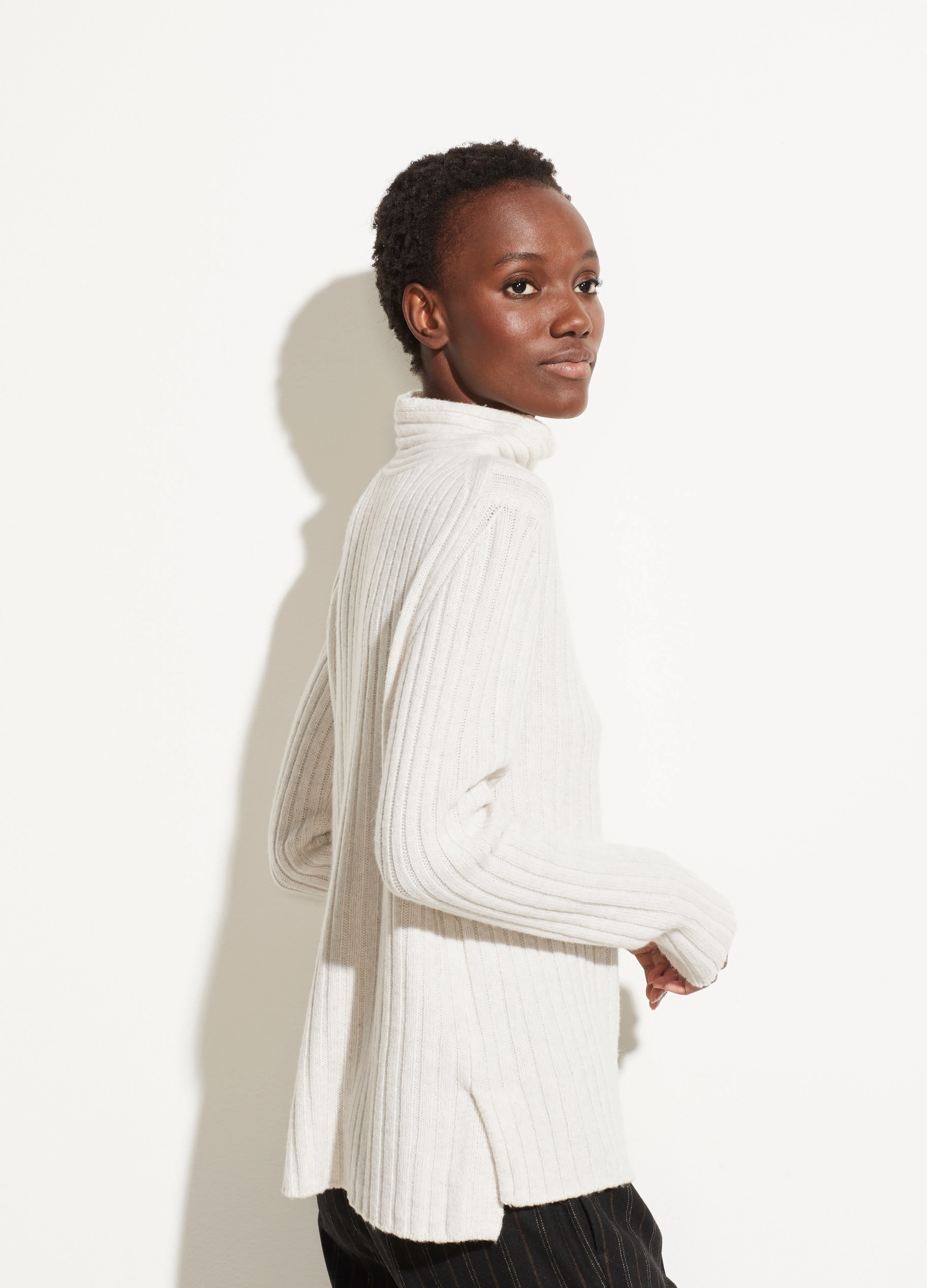 Twist Neck Turtleneck in Heather White